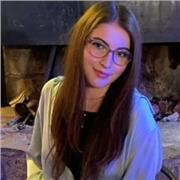 Profesora de español para extranjeros, con 1 año de experiencia. Realizo clases para las edades entre los 14 y los 80 años